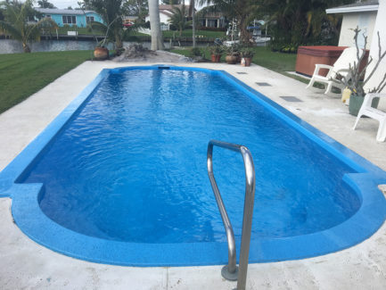 after-aquaguard5000-pool-paint After Aquaguard 5000 Pool paint has been applied.