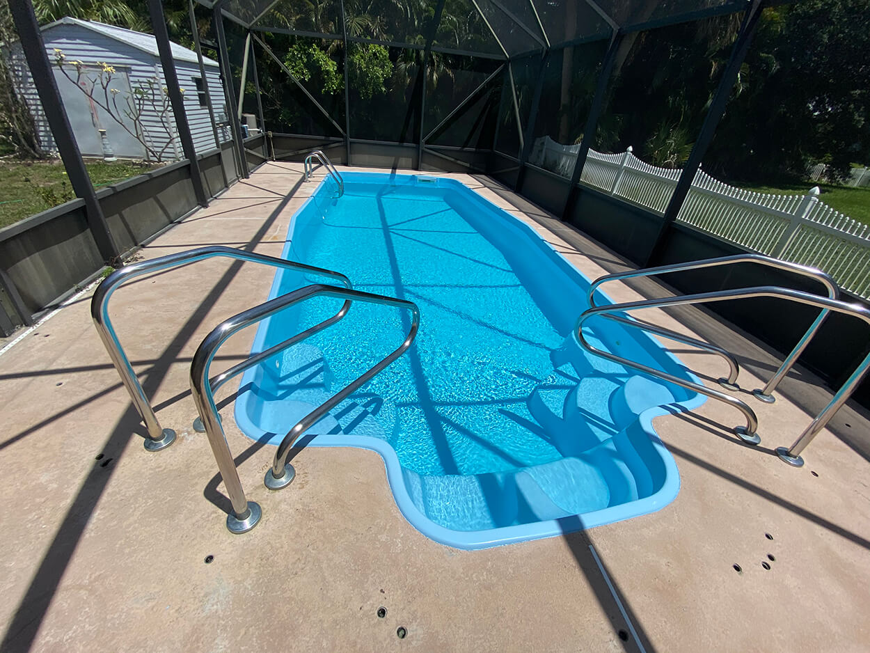 Florida Fiberglass Pool after paint