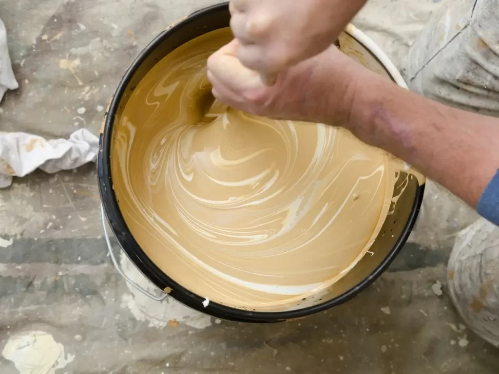 Mixing paint using the best paddle